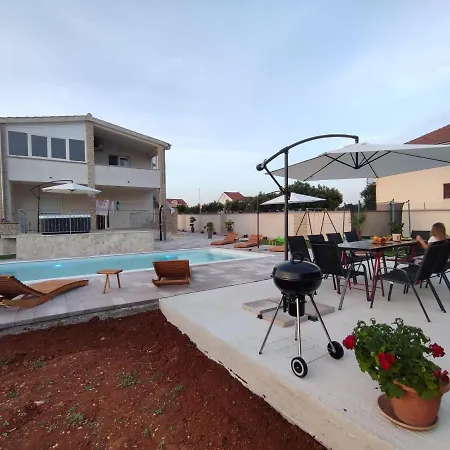 Villa Salt *